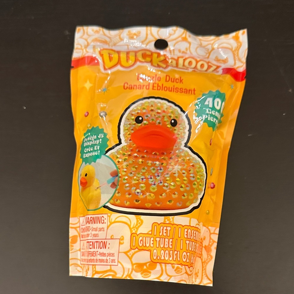 Yellow Duckalooz Dazzle Duck with 400 gems 💎